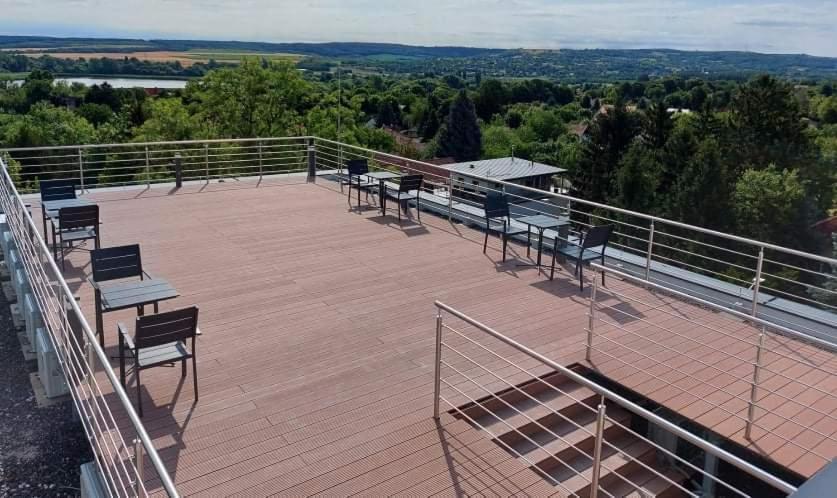 Kiss Apartman Juventus Balatonföldvár Buitenkant foto