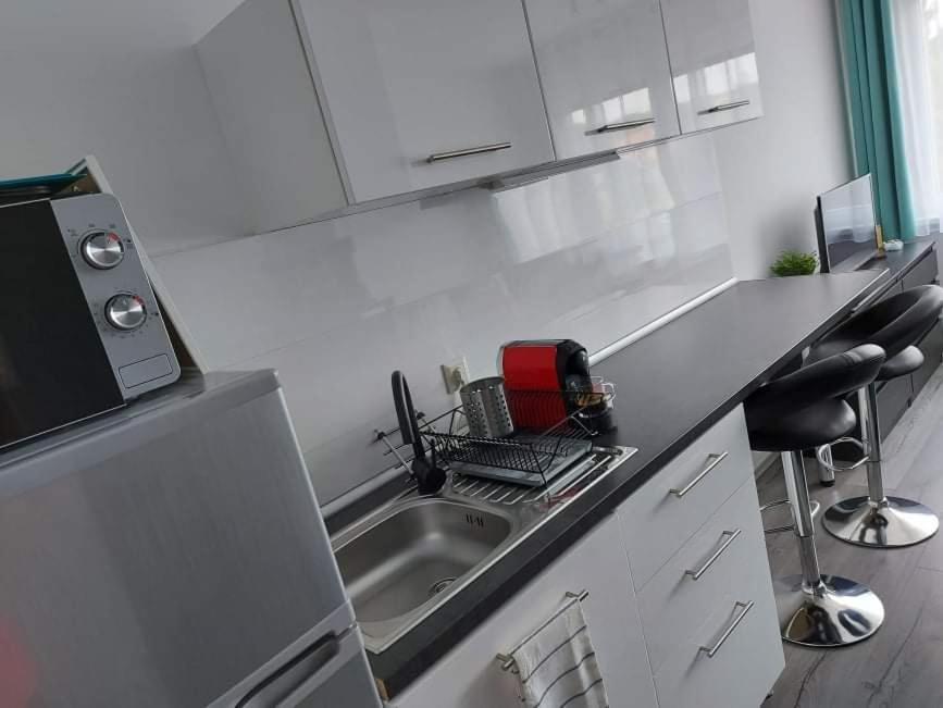 Kiss Apartman Juventus Balatonföldvár Buitenkant foto