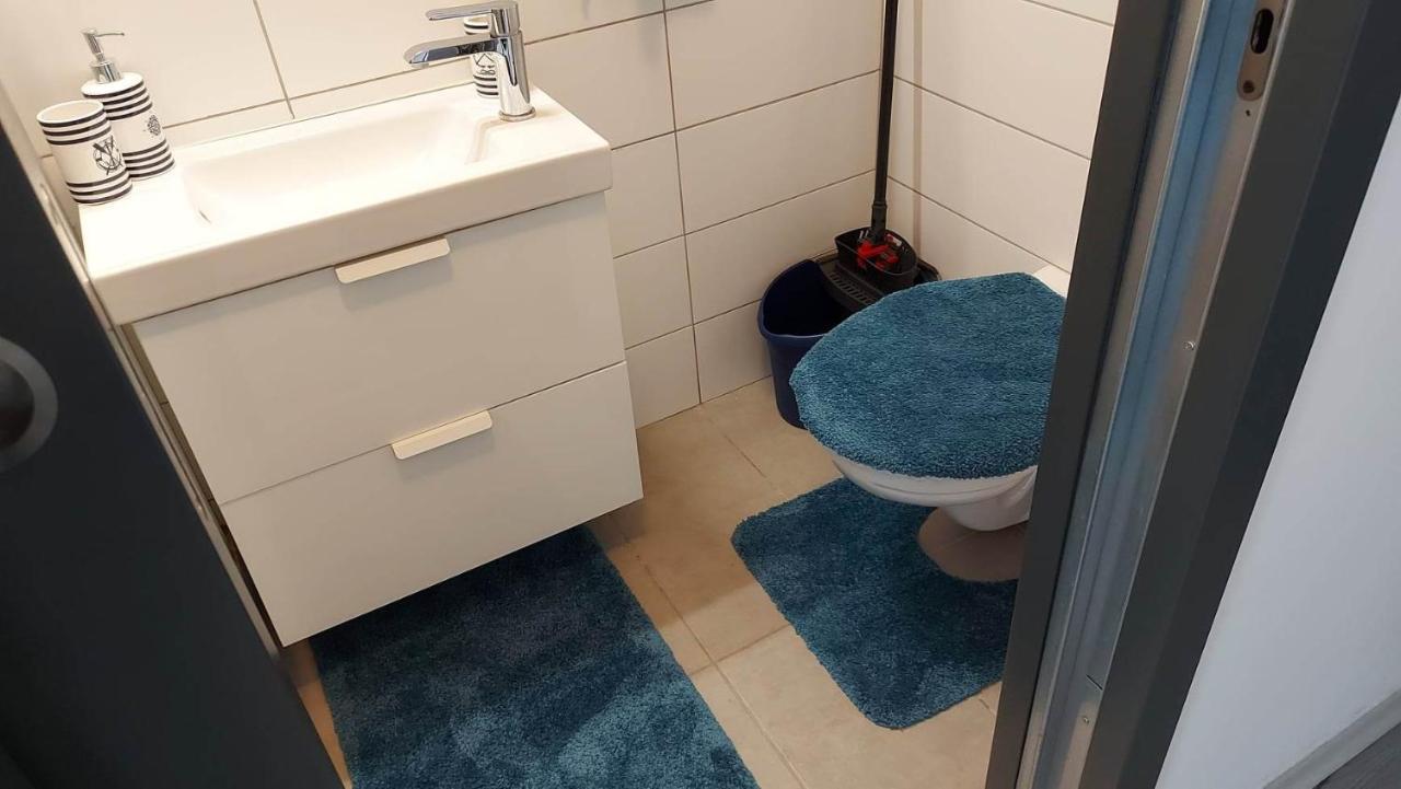 Kiss Apartman Juventus Balatonföldvár Buitenkant foto